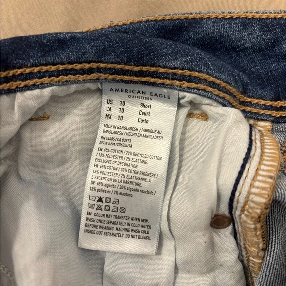 American Eagle kick boot jeans - Picture 4 of 4